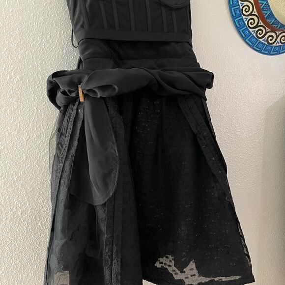 CAROLINA HERRERA bubble fit & corset size 10 - Picture 4 of 16